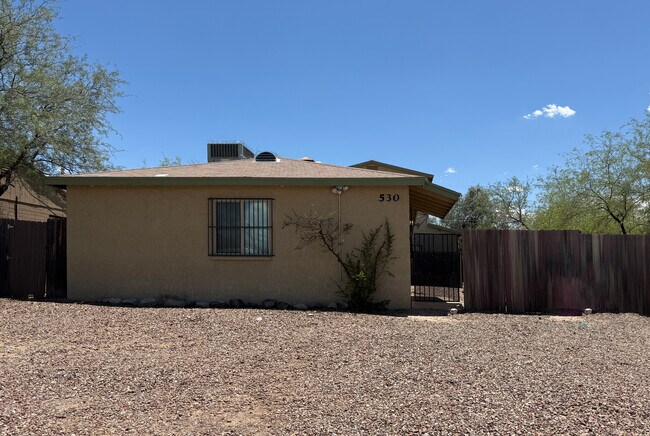 Foto del edificio - 530 E Linden St