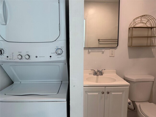 Foto del edificio - 19701 Christmas Rd