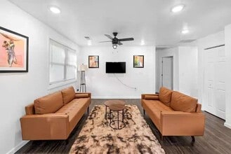 Building Photo - 2533 Godfrey Dr NW