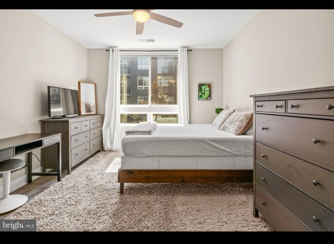 Foto del edificio - 145 Riverhaven Dr