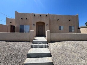 Building Photo - 53750 Avenida Alvarado