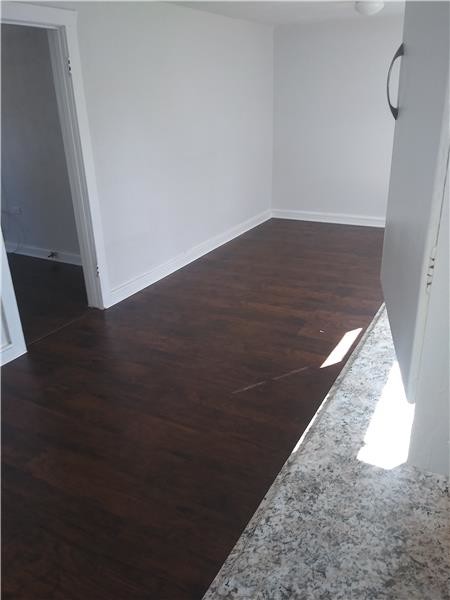 Foto del edificio - 918 Preston St