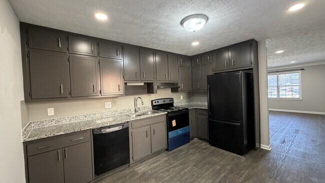 Foto del edificio - 3461 Southgate Trail SE