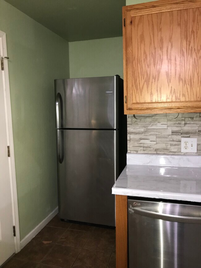 Área de refrigeración - 852 Kellogg Ave