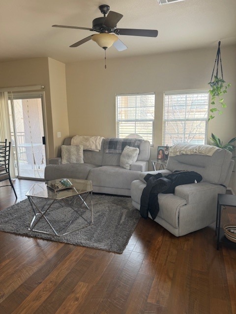 Foto del edificio - 3805 Juno Beach St