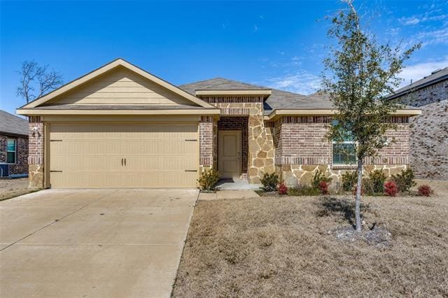 Primary Photo - 2615 Horton Dr