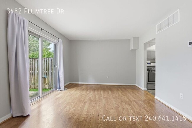 Building Photo - 3452 Plumtree Dr