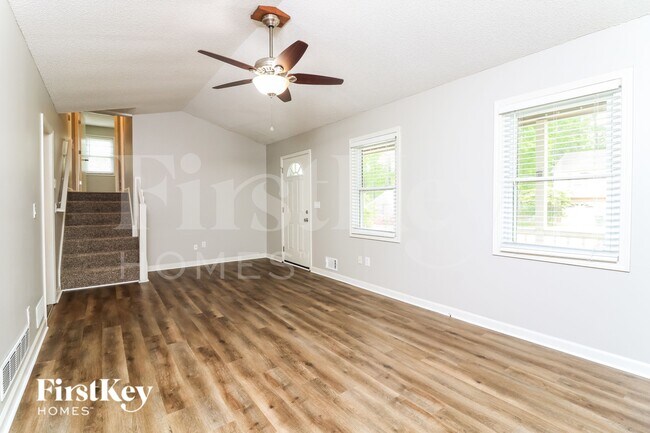 Foto del edificio - 1055 Coker Cir NW