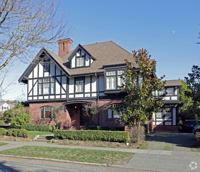 Primary Photo - 954 Broadway E