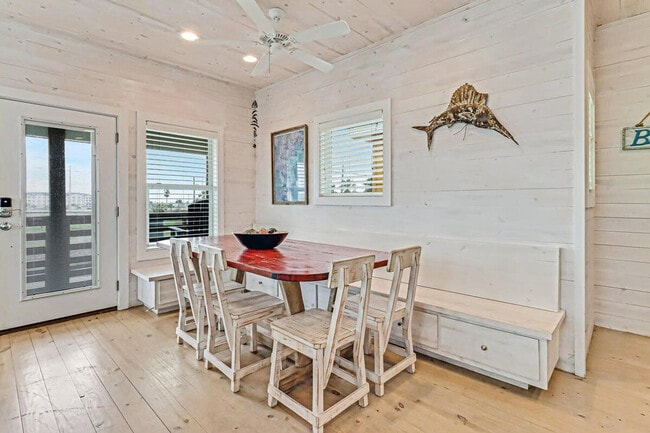 Foto del edificio - 2727 Eleventh Street-SI ID1023271P