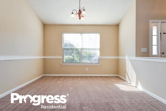 Foto del edificio - 2722 Wilding Green Ln