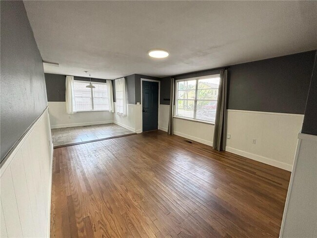 Foto del edificio - 1255 S Washington Ave