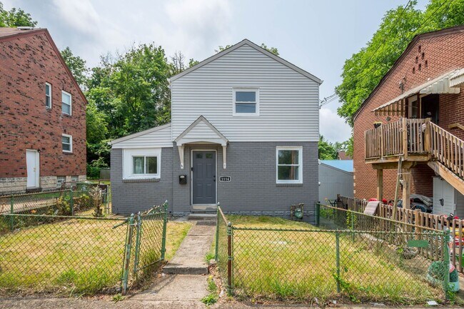 Foto del edificio - Stunning 2 bedroom home in Penn Avenue available August 1!