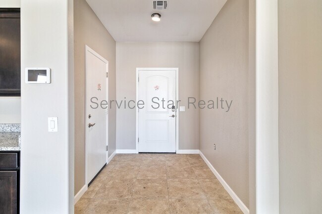 Foto del edificio - 30508 W Clarendon Ave