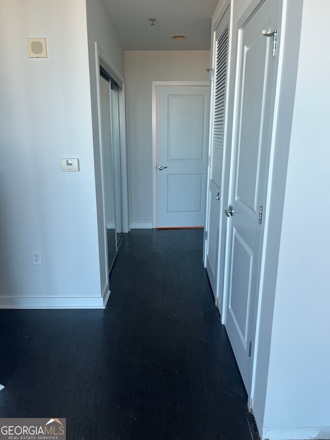 Foto del edificio - 361 17th St NW