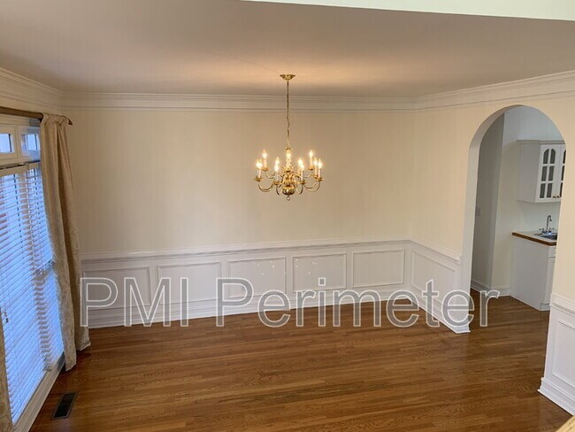 Foto del edificio - 389 Bridgebrook Ln SW