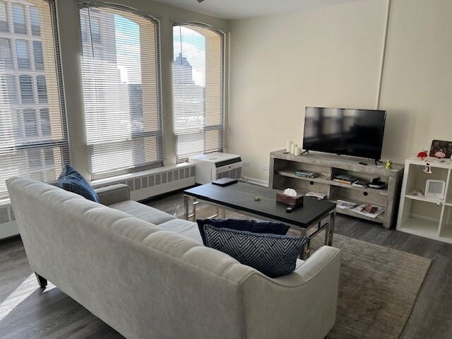 Foto del edificio - 1401 E 55th St