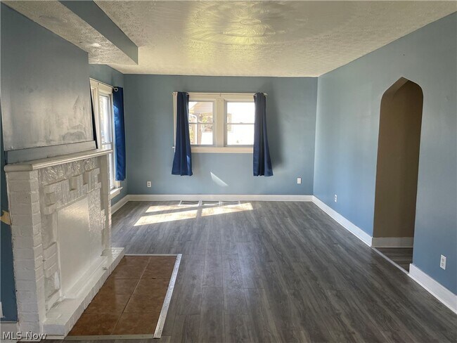 Foto del edificio - 601 Glendora Ave