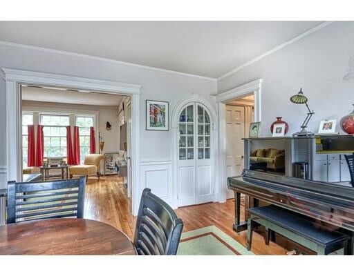 Building Photo - 250 Brattle St