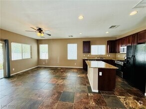 Building Photo - 9152 Beautiful Flower Ct