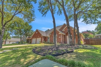 Building Photo - 1510 Pecan Valley Ct