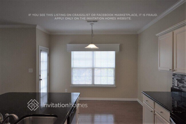 Foto del edificio - 1267 Folkstone Ridge Ln