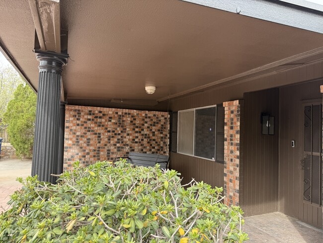 Building Photo - 11109 Pink Coral Dr