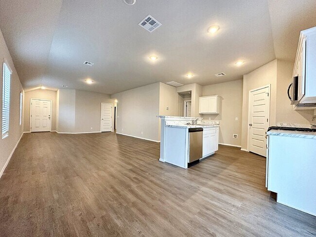 Foto del edificio - 8702 E 163rd St S