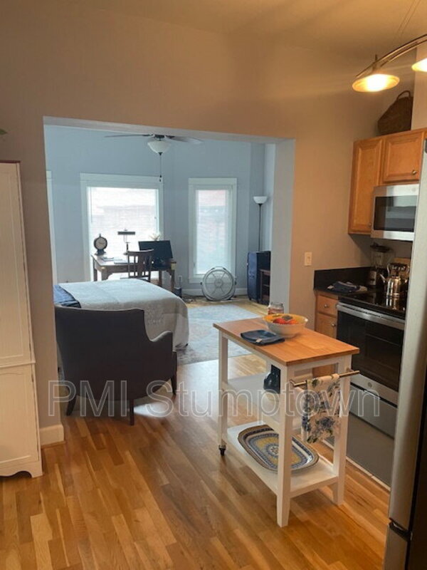Foto del edificio - 1714 NW Couch St