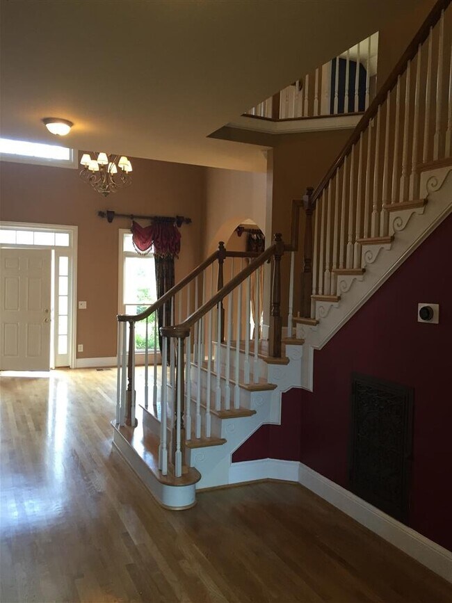 Executive Home in Lansdowne Subdivision House Rental in Brentwood, TN