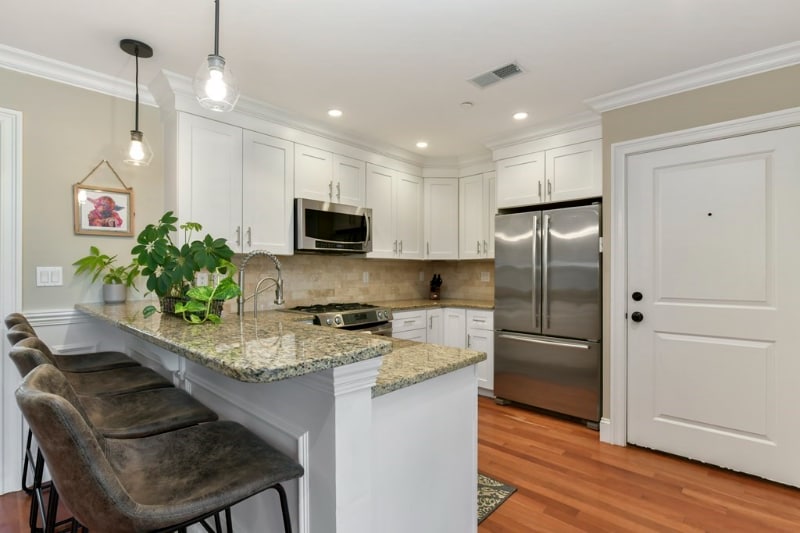 Photo - 49 L St (Boston, MA)