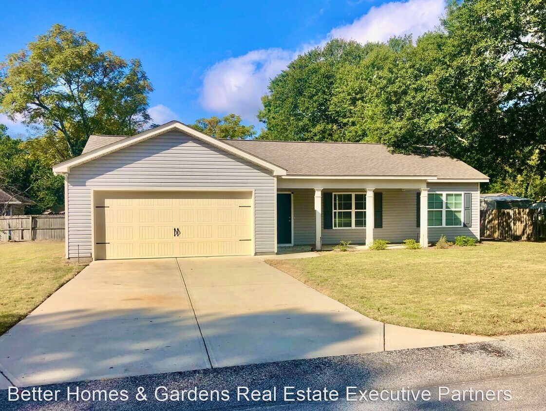 Primary Photo - 3 br, 2 bath House - 195 Plymoth Dr.