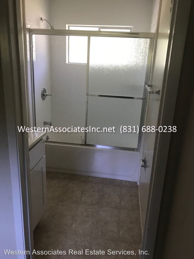 Building Photo - 9012 Soquel Dr