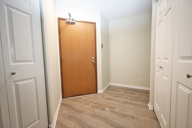 Foto del edificio - 8 Gant Cir