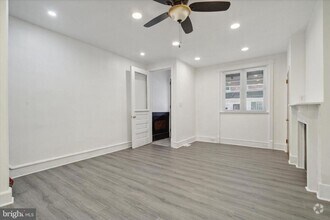 Building Photo - 45 N Lindenwood St