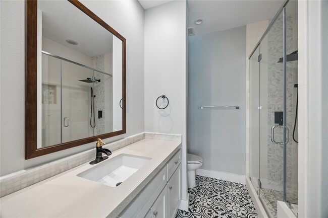 Building Photo - 158 Vieux Carre Dr