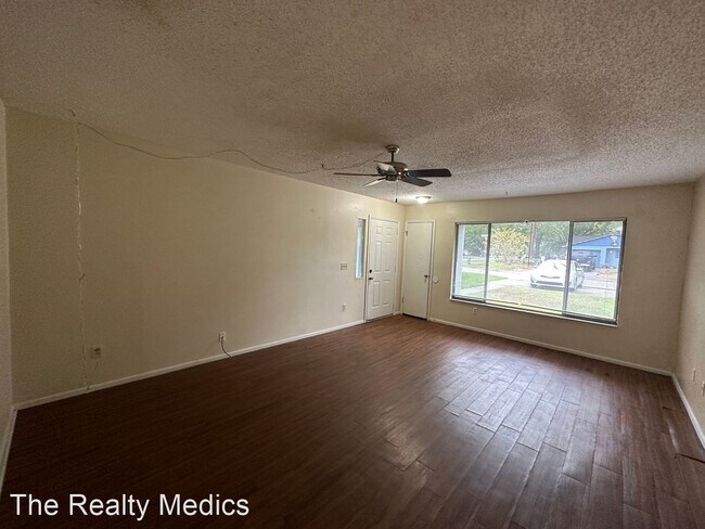 Foto del edificio - 2 br, 1 bath House - 2525 Highlawn Ave