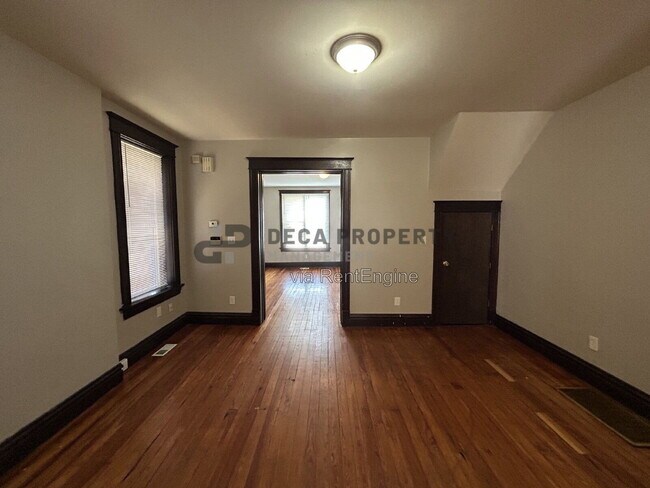 Foto del edificio - 4546 Virginia Ave