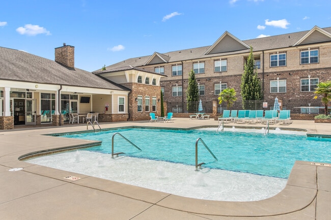 Building Photo - Keystone At Mebane Oaks