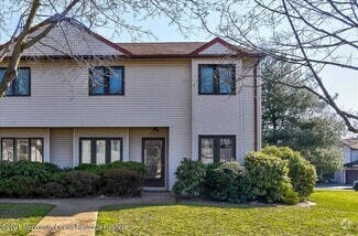 Building Photo - 291 Plum Dr