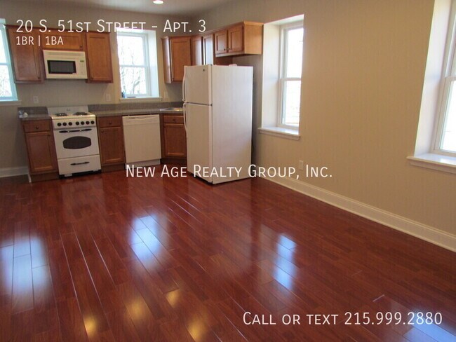 Foto del edificio - 20 S 51st St