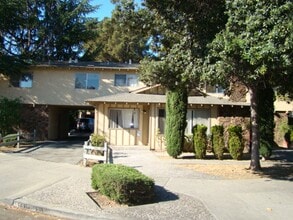 Building Photo - 1147 Leigh Ave