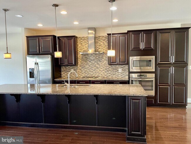Building Photo - 11116 Radcliff Ln