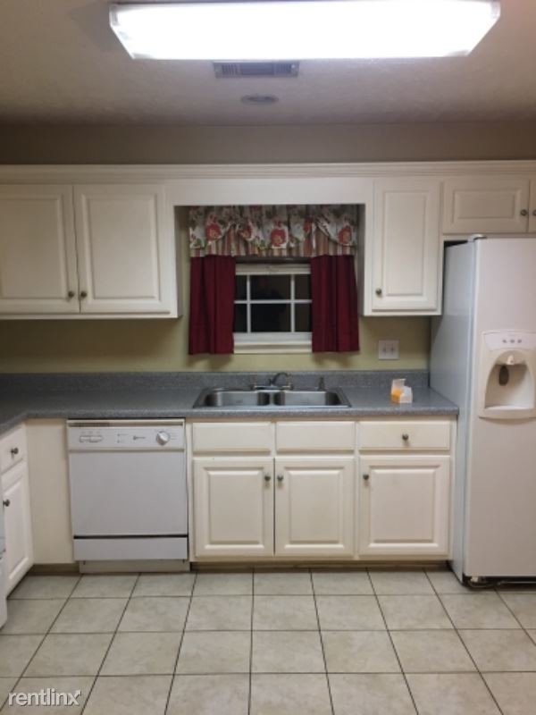 Building Photo - 3 br, 2 bath House - 2938 Old Belden Cir
