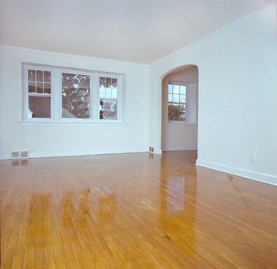 Building Photo - 4991 Parkside Ave N