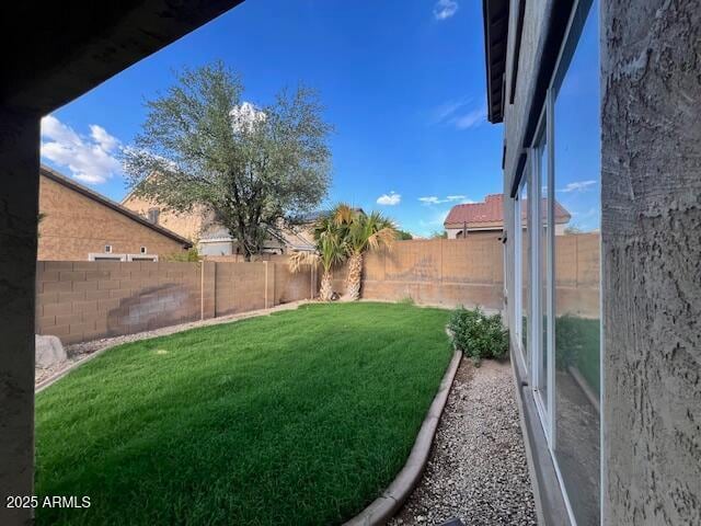 Building Photo - 10618 W Lone Cactus Dr