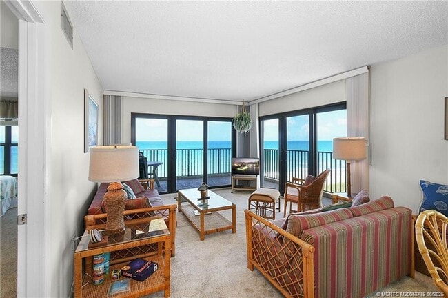 Building Photo - 10200 S Ocean Dr