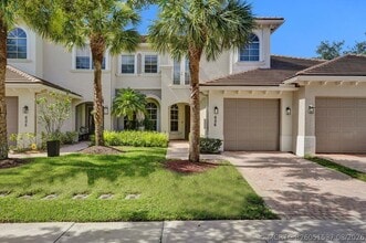 Building Photo - 606 W Circle Dr