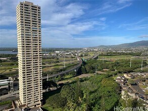 Building Photo - 1060 Kamehameha Hwy