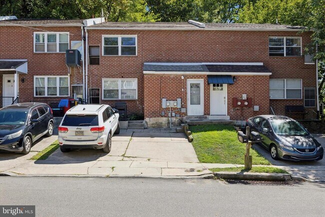 Foto del edificio - 153 Parker Ave